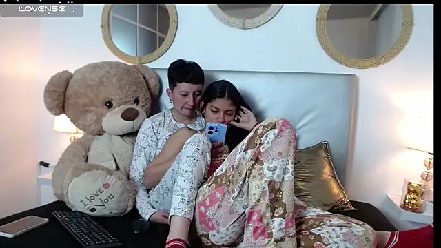 Gaby_and_Mei