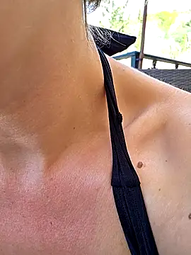 MissMialicious's Stripchat show and profile