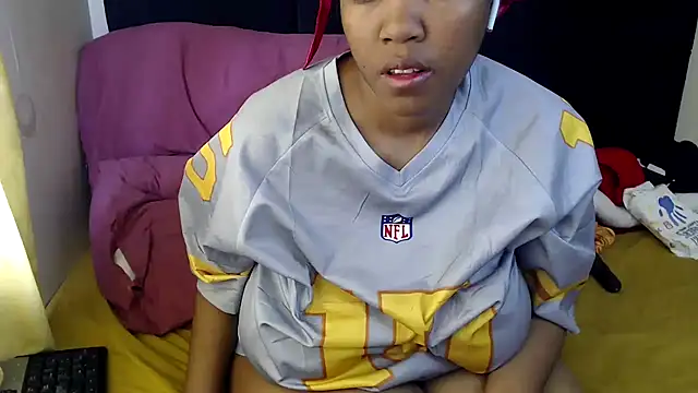 Busty-Londie