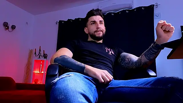 mightyaaron66 - MightyAaron66's free webcam - UK Sex Cams