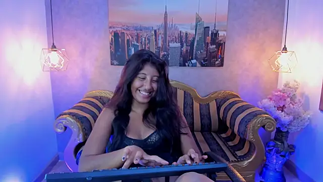 melany_brunette