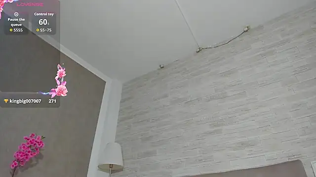 Alessa_Burns