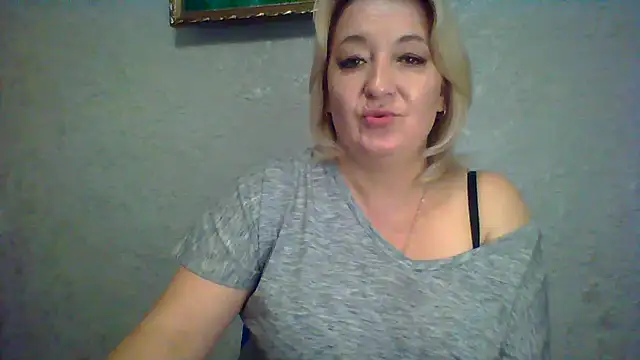 arielxloveresss - ArielXLoveresss's free webcam