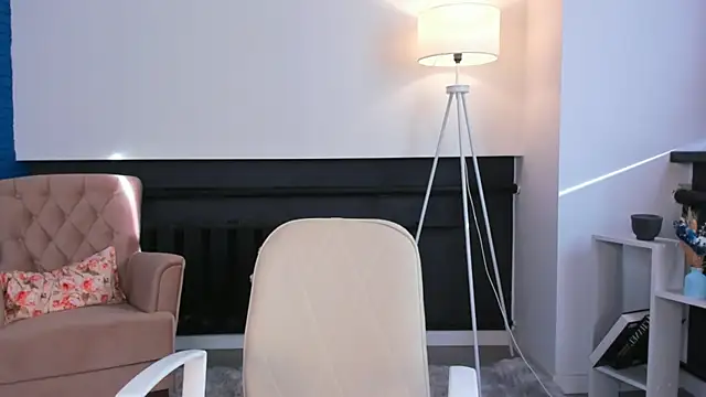 HayleyBessent