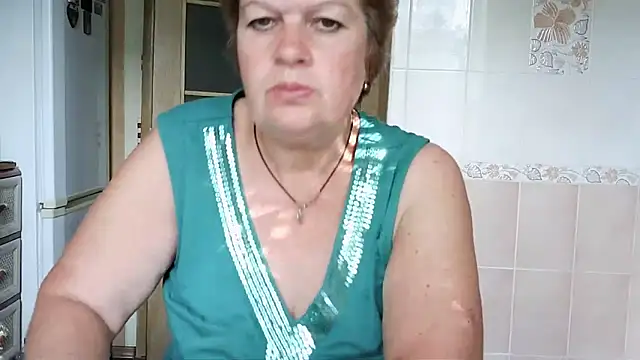 Ettie_Tonia