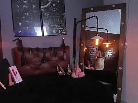Samantha_mature56