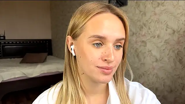 ElisabetLorney