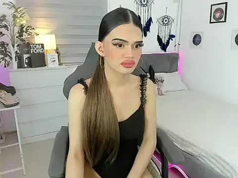 tstoni_talks - Tstoni_talks's free webcam