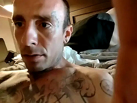 dirtynorth - DirtyNorth's free webcam
