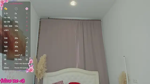 ellie_coy_