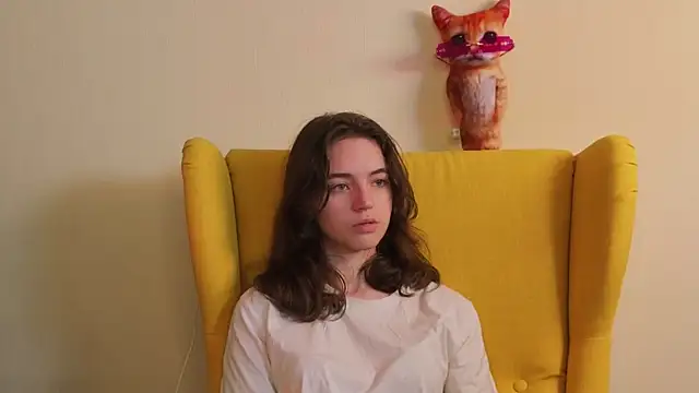  TarahCayne chat room