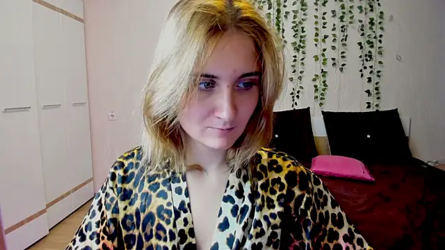 miss_elsa_ - Miss_Elsa_'s free webcam - UK Sex Cams