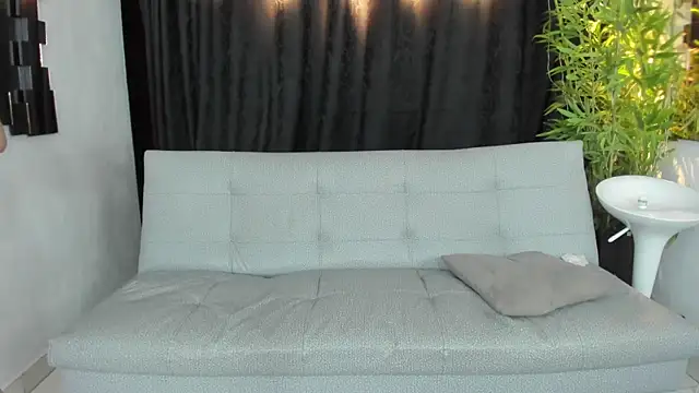 hotsatisfactionGGH's Stripchat show and profile