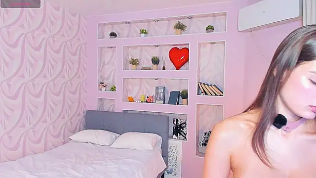 FloraDobb