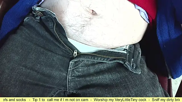 hairyandtiny on StripChat