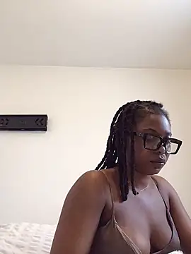 CurvyGoddessXxx