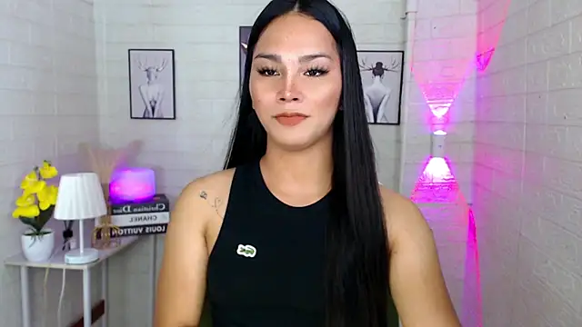 Модель: LylianaGirlx