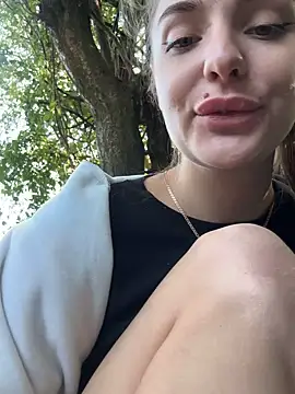 night_dreams - Night_dreams's free webcam