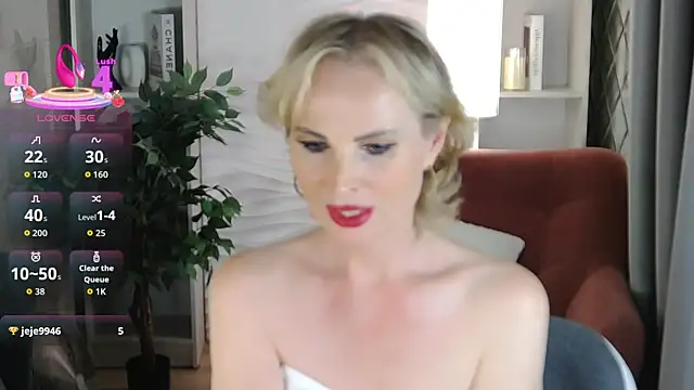 sandra_kind - Sandra_Kind's free webcam - UK Sex Cams