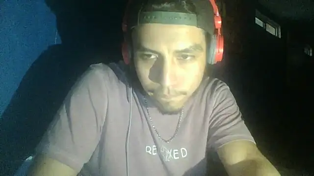 AlexAlejandro13