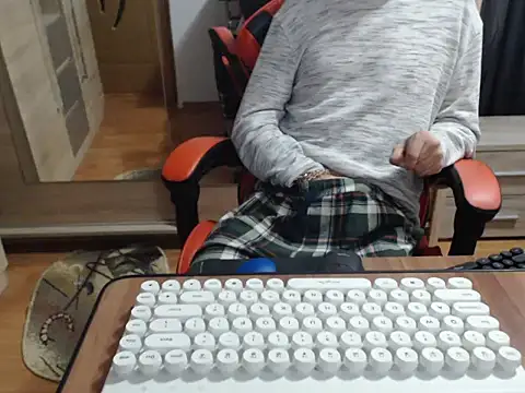 uncutguy01