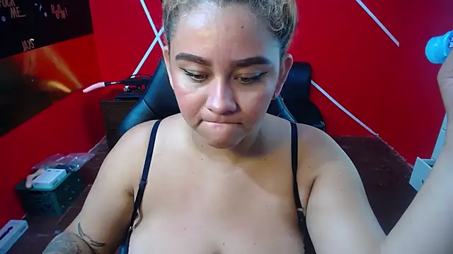 loly_bigbooty4u
