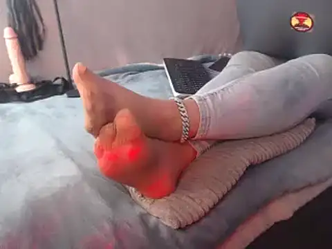 GoddessMonicaNylon