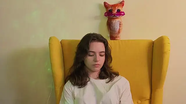 tarahcayne - TarahCayne's free webcam