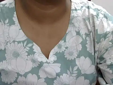 pari_hotty