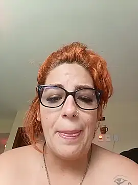  Escarlate4you_ chat room