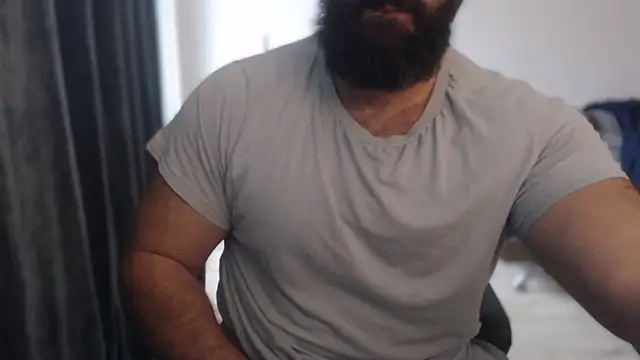 hugemachohandsome