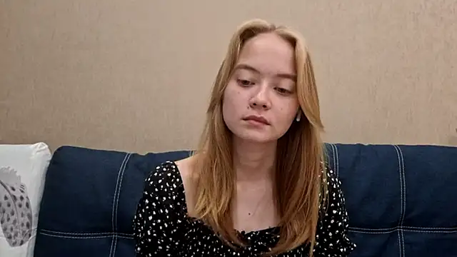 alisalisaas - ALISALISAAS's free webcam - UK Sex Cams