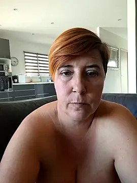 Evalibertinesexy's Stripchat show and profile