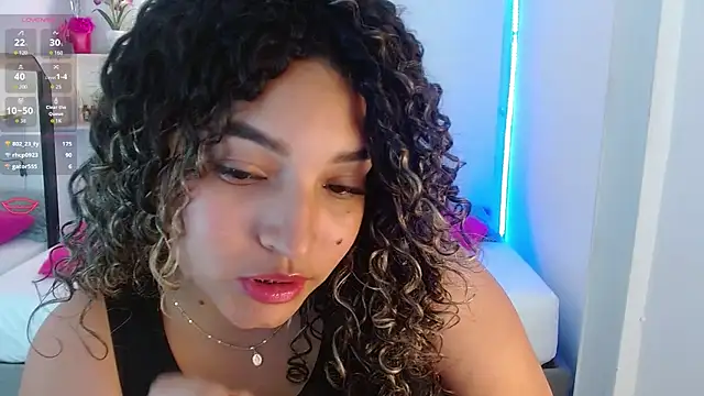 Julia_Boobs