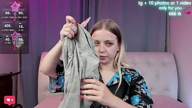 Alice_Halle