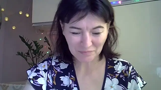 Krystal_82