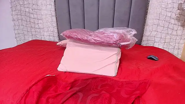 chloe_leroy_