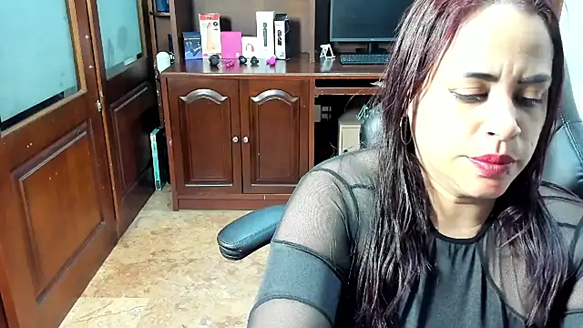 brittanybrooks_ - BrittanyBrooks_'s free webcam - UK Sex Cams