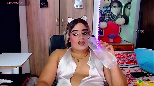 Amber_bigcock22 from StripChat is Freechat