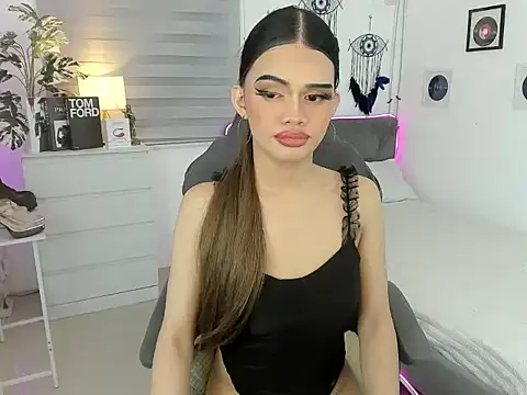 tstoni_talks from StripChat is Freechat