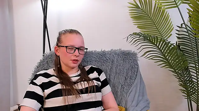 nohemigilsdorf - NohemiGilsdorf's free webcam - UK Sex Cams