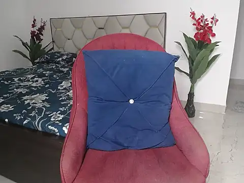 Little_queenn