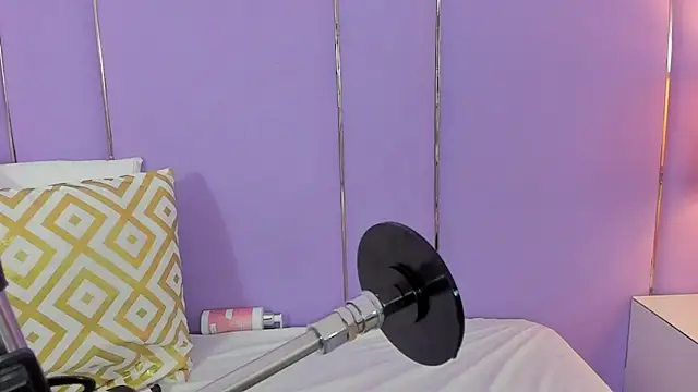 sophyruiz_ - SophyRuiz_'s free webcam - UK Sex Cams