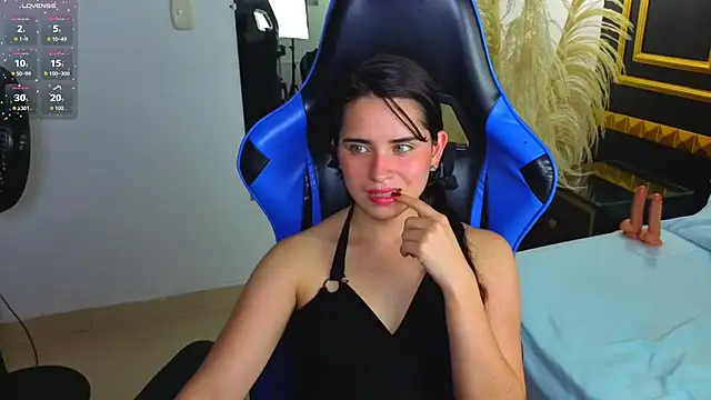 angelica_dymond
