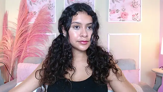 CurlyDani