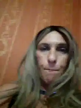 LaraDiva7799