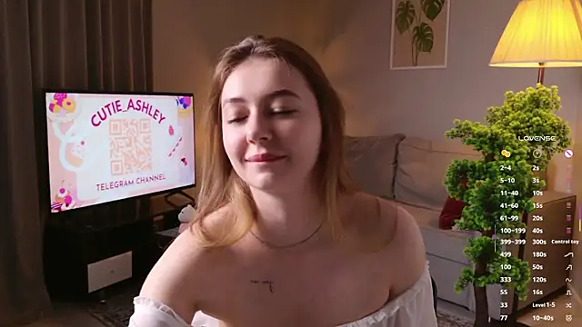 Luna_Foxy