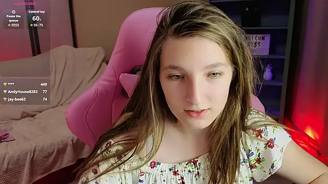 Mia_Myles