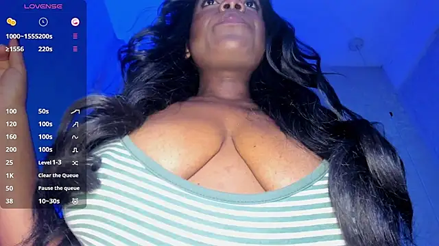nahomi_lil