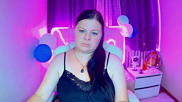 britneyraine - BritneyRaine's free webcam